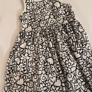 Hanna Andersson Black and White Abstract Floral Dress